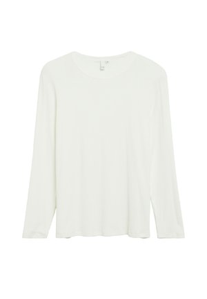 Biała bluzka z długim rękawem z prążkowanego materiału, z okrągłym dekoltem, prostym dołem i bez widocznych wzorów czy ozdób.