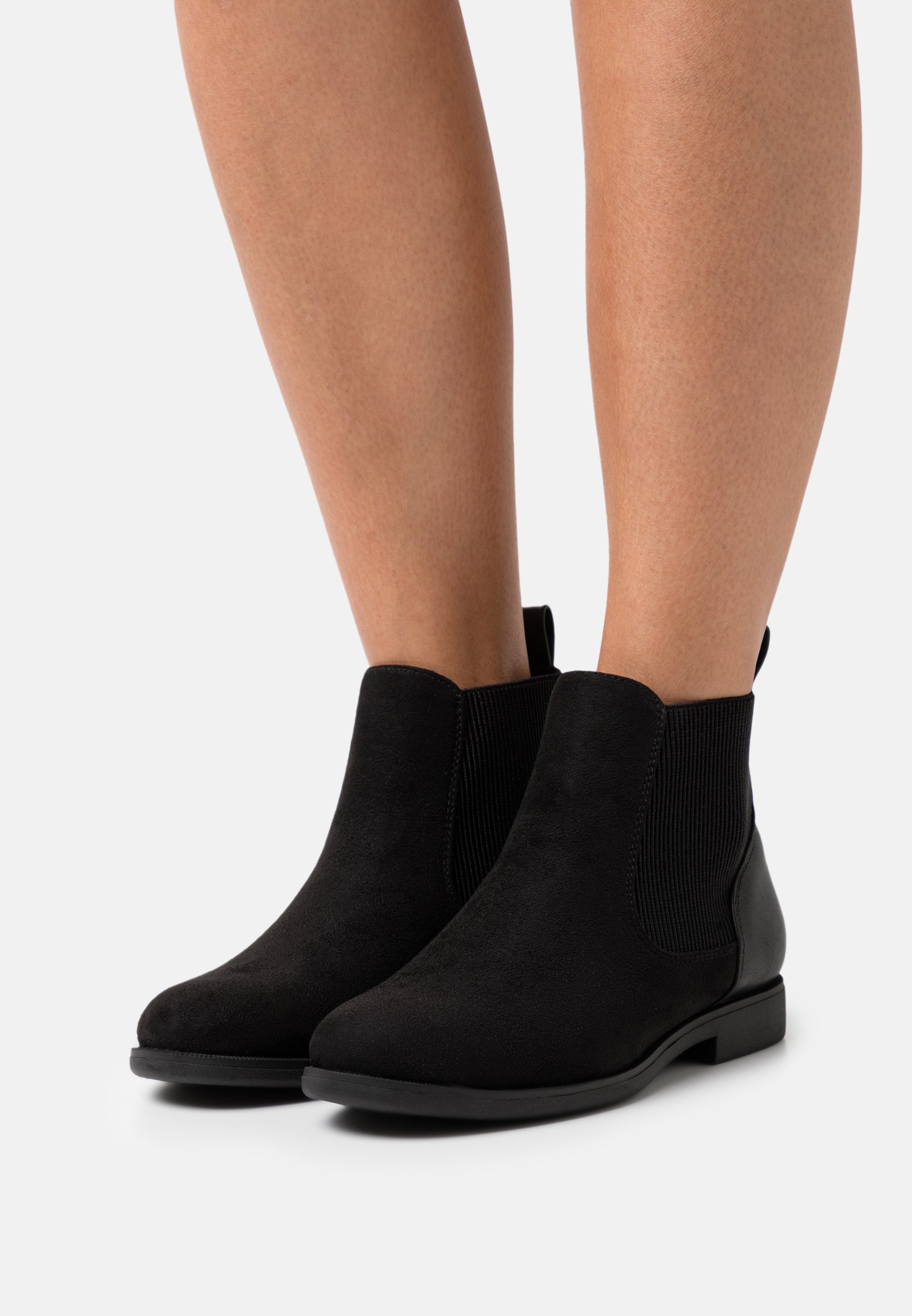 shoe boots wide fit