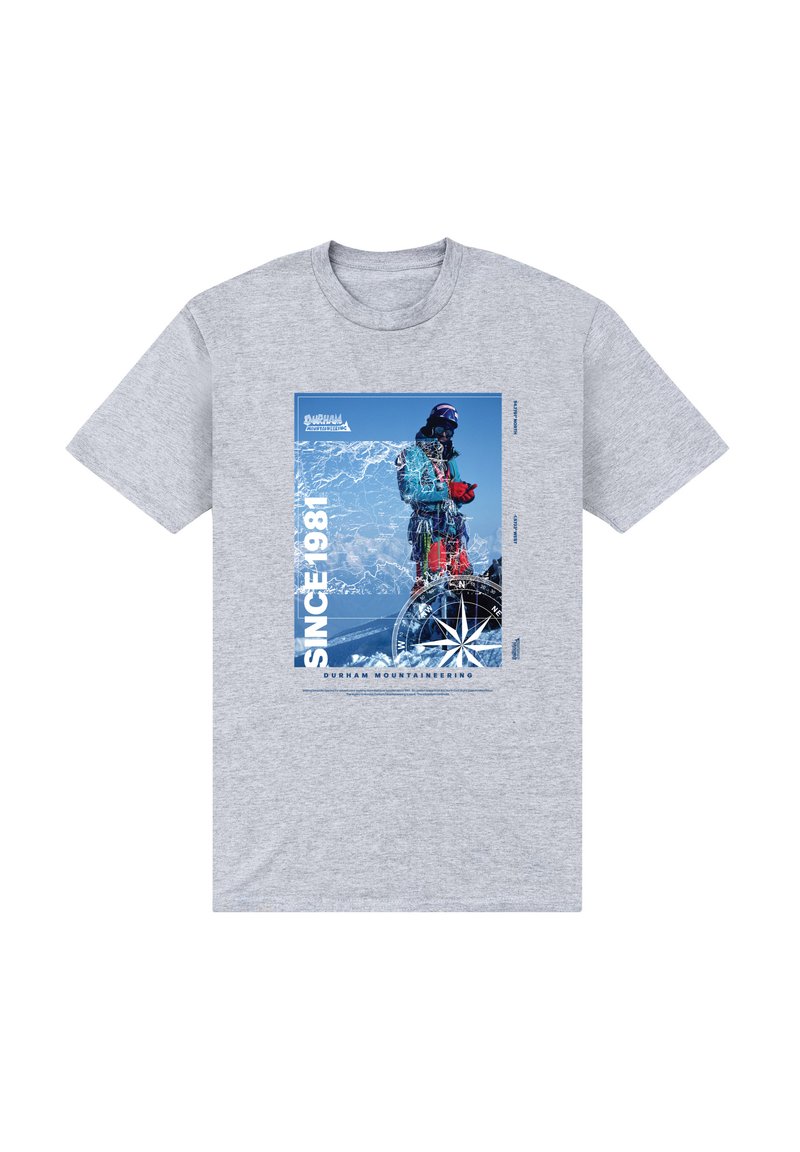 Šedé bavlněné tričko s grafikou horolezce na přední straně, modrým pozadím a textem "SINCE 1981" v tučném bílém písmu.