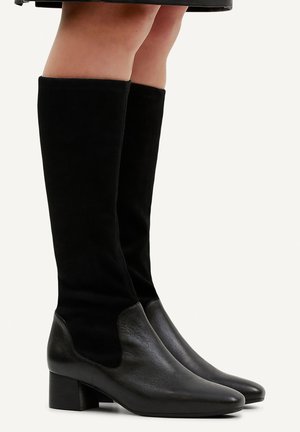 Stiefel - schwarz
