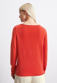 Marc O'Polo LONGSLEEVE BOAT NECK - Strickpullover - poppy red
