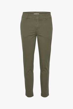 Olive spalvos kelnės, pagamintos iš minkštos medvilnės, su prigludusia forma, priekyje esančiomis kišenėmis ir lygiu audiniu.