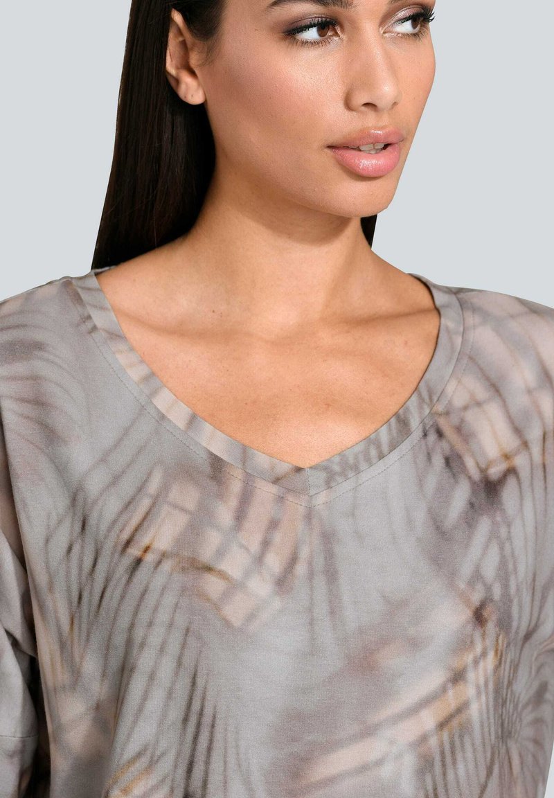 Damen T-Shirts | Alba Moda T-Shirt print beige - FT03120 Damen T-Shirts | Alba Moda T-Shirt print beige - FT03120