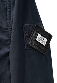 Thumbnail Image 7