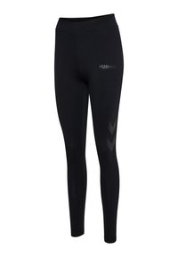 Schwarze, sportliche Leggings in voller Länge mit hohem Bund, dezentem hummel-Logo am oberen Oberschenkel und Chevron-Muster am unteren Bein.