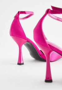 Next FOREVER COMFORT BOW POINT TOE HEELS  - Klasszikus sarkú cipők - pink