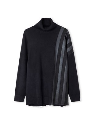 Zwarte lange mouwen coltrui met geribde manchetten en zoom, voorzien van verticale leren en suède strepen op de rechter voorkant en schouder.