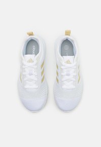 adidas Performance FLUIDUP - Sapatilha de treino - footwear white/sandy beige metallic/white