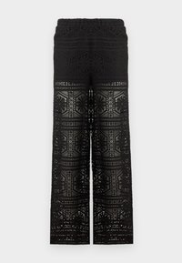 Non sélectionné, black