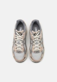 ASICS SportStyle GEL-1130 - Matalavartiset tennarit - oyster grey/clay grey