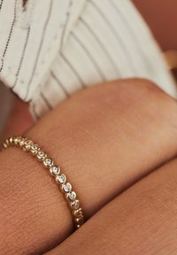 Isabel Bernard Bague - gold coloured