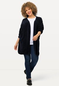 Ulla Popken CHENILLE OPEN VORM - Kofta - dark blue