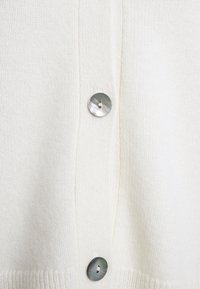 FTC Cashmere Gilet - off-white