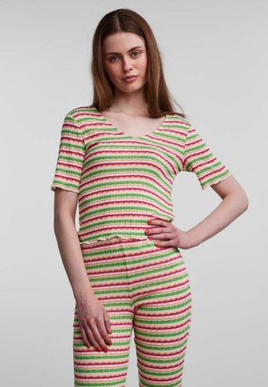 PCSADIE - T-shirt z nadrukiem - peach cobbler