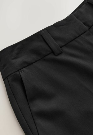 Next TALL FIT TAILORED - Šorti - black