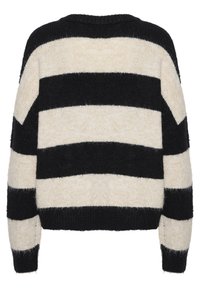 Maglione a righe con una texture morbida, realizzato in un tessuto leggero con righe orizzontali alternate in nero e crema. Collo rotondo.