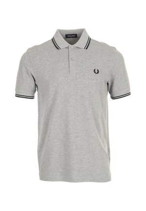 Grijs poloshirt met korte mouwen met zwarte bies aan kraag en mouwen, twee knopen en een klein zwart lauwerkranslogo op de linkerborst.