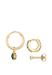 Orecchini a cerchio in tono dorato con una goccia di pietra verde e piccole pietre verdi decorative. Include un orecchino a perno con un dettaglio verde simile.