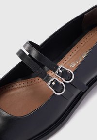 Tamaris Ballerinaskor - black