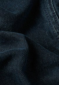 Thumbnail Image 6