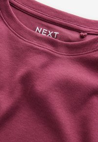 Non sélectionné, wine red