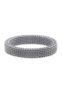 Zilveren mesh ring met een flexibele, geweven vorm en een gladde textuur. Cirkelvormig, met een naadloze, glanzende afwerking.