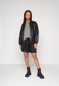 Noisy May NMRONJA OVERSIZE JACKET - Bombera - black