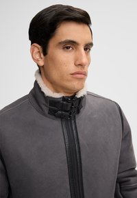 Strellson Winterjas - dunkelgrau