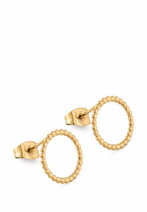 Cercei tip șurub cu nuanță aurie, cu design texturat de cerc deschis cu perle, prevăzuți cu închizători tip fluture, ilustrați pe fundal alb.