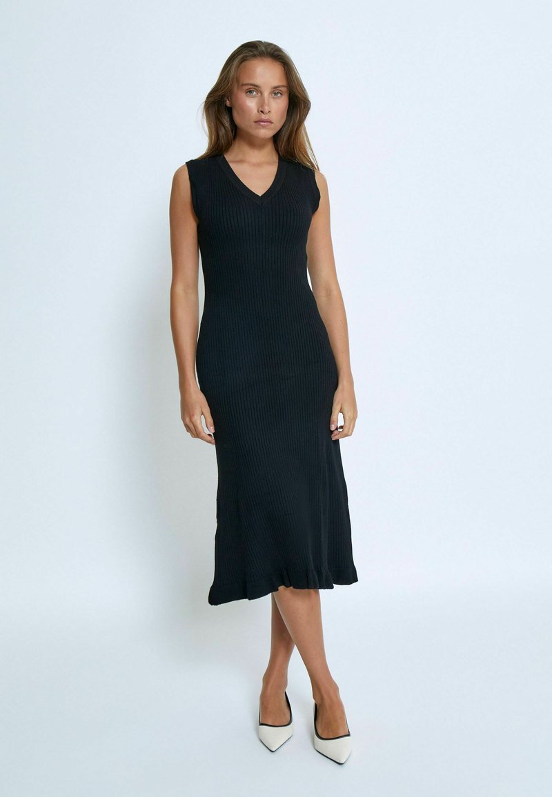 Desires ANELI V-NECK MIDI - Jumper dress - black