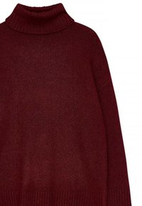 Burgunderfarbener Strickrollkragensweater mit lockerer Passform, geripptem Saum und Bündchen, aus einem weichen, strukturierten Stoff für zusätzlichen Wärme.