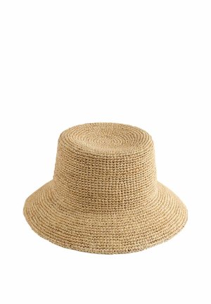 Beiger handgewebter Strohhut mit breiter Krempe, runder Krone und strukturierter Oberfläche, mit glattem Finish und natürlichen Farbvariationen.