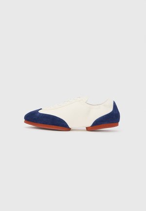 SWN BLRINA LOW - Sporta apavi - newport navy/deckwash white