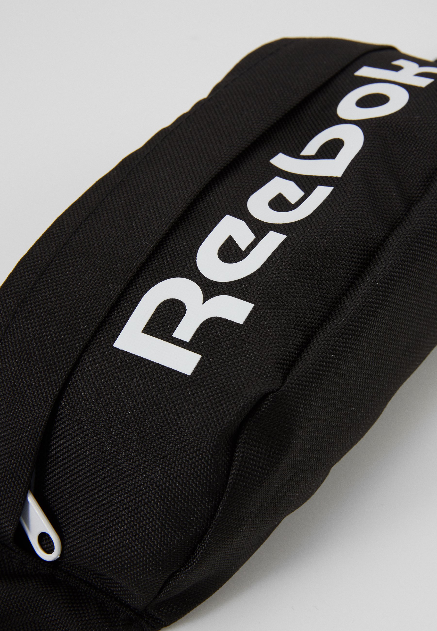 reebok reflective bag