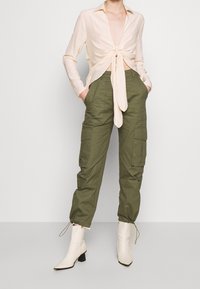 Missguided Bluse - beige