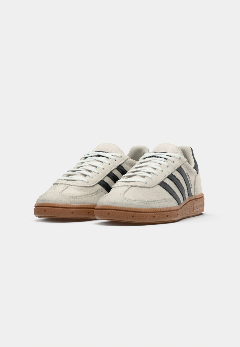 adidas gazelle silver green womens Adidas Originals HANDBALL SPEZIAL Night Indigo/Cream White/Footwear Wh main image 0