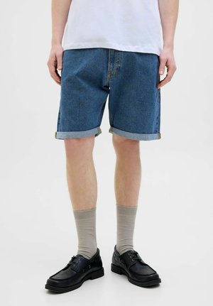 REGULAR FIT  - Shorts vaqueros - blue denim