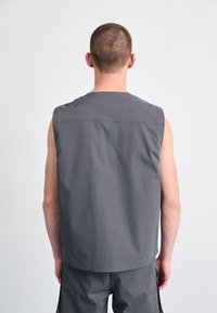 Carhartt WIP BALTO VEST - Liemenė - graphite
