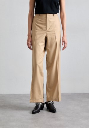 STRAIGHT PANTS - Stoffhose - camel