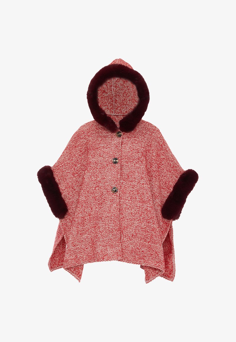 Piros és fehér halszálkás poncsó, bordó műszőrme kapucnival és mandzsettákkal, elöl három gombbal.