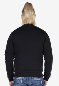 Cipo & Baxx BEVY - Bomberjacke - black