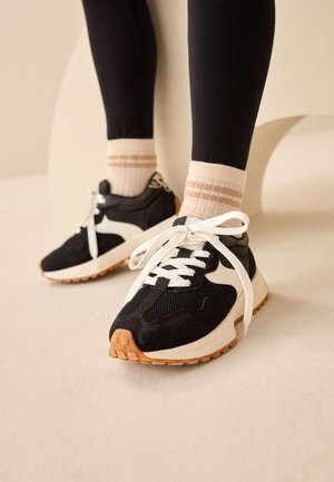 Next, CHUNKY - REGULAR FIT - Tossud - black