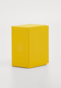 Thumbnail Image 4