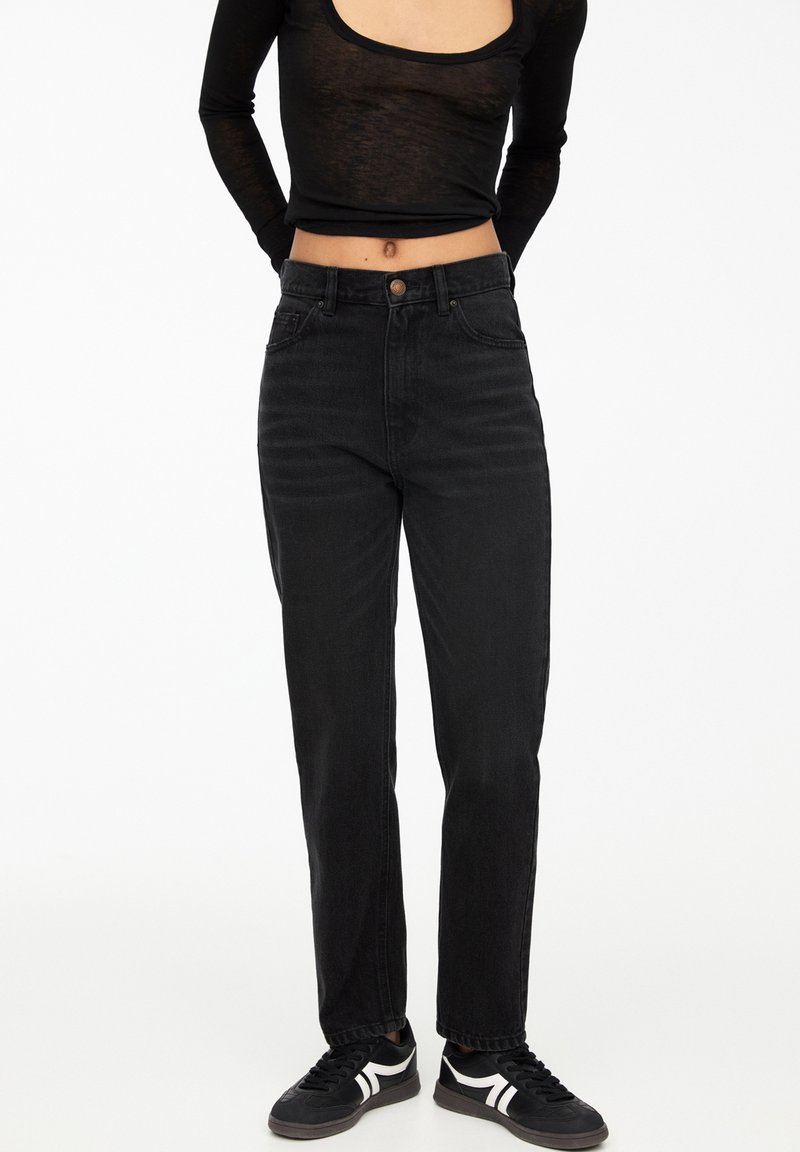 PULL&BEAR Jeans fuselé - black