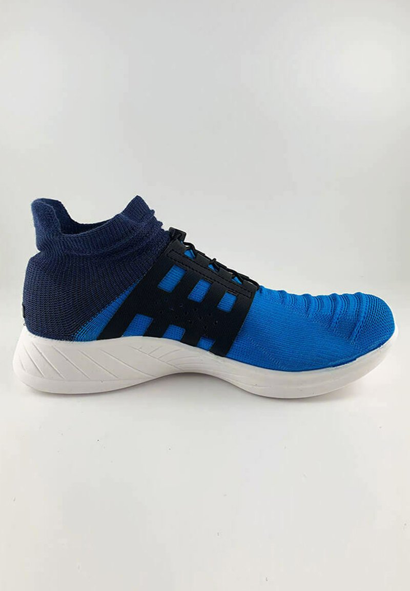 Herren Laufschuhe | UYN SCHUHE X-CROSS TUNE Laufschuh Stabilität french blue/blue/blau - AL06258 Herren Laufschuhe | UYN SCHUHE X-CROSS TUNE Laufschuh Stabilität french blue/blue/blau - AL06258