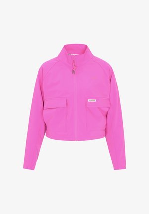 Rosa gekürzte Jacke mit Stehkragen, Reißverschluss vorne und zwei aufgesetzten Taschen. Hergestellt aus glattem Material mit minimalistischem Design.