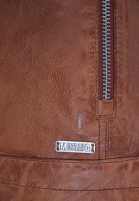 Mustang Veste en cuir - brown