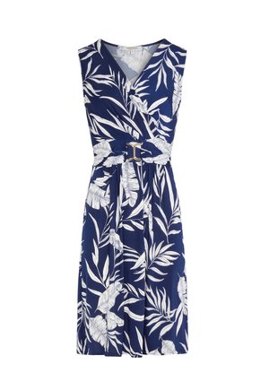 Mouwloze midi-jurk in marineblauw met witte tropische bladprint, V-hals, geplooide taille en gouden gesp riem.