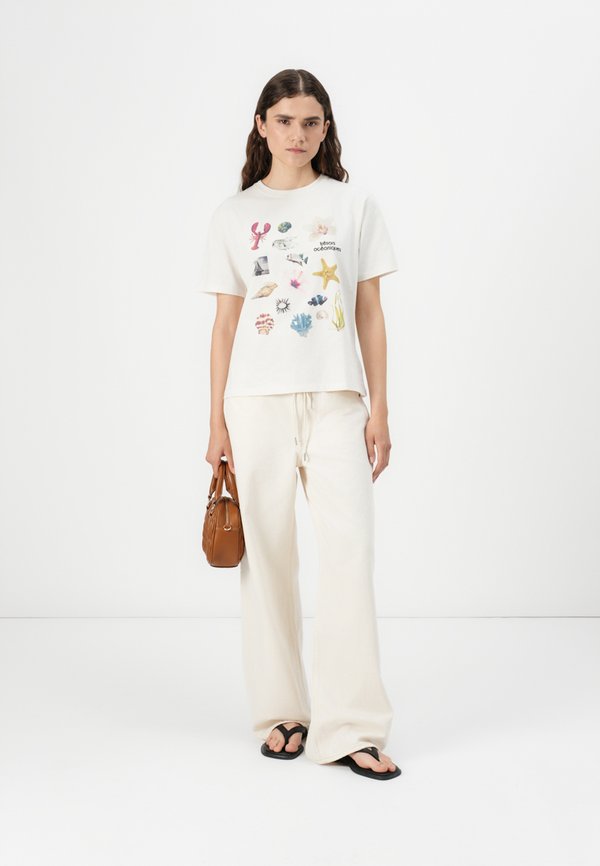 RELAXED AMALFI COAST  - Print T-shirt2