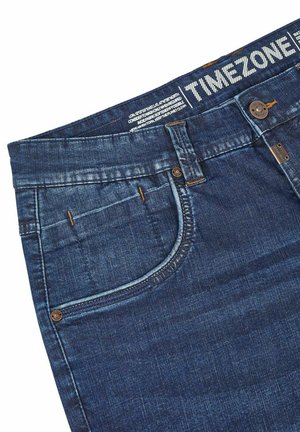 TIMEZONE, STEVIETZ - Shorts di jeans - dark rough navy wash